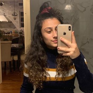 Meet your Posher, Samara